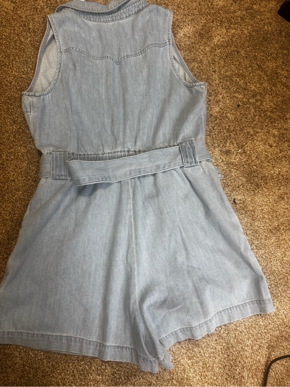 Day + Moon Women’s Large Denim Romper Belted Sleeveless Button Front NWT - Picture 7 of 7